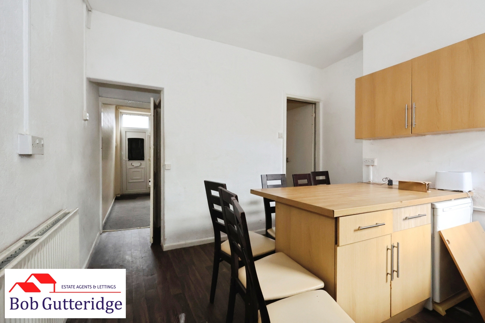 FITTED KITCHEN / DINING ROOM
